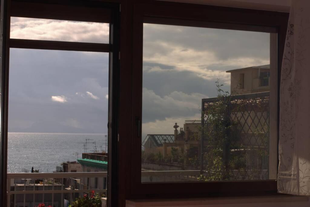 La Finestra Sul Golfo Apartman Nápoly Kültér fotó